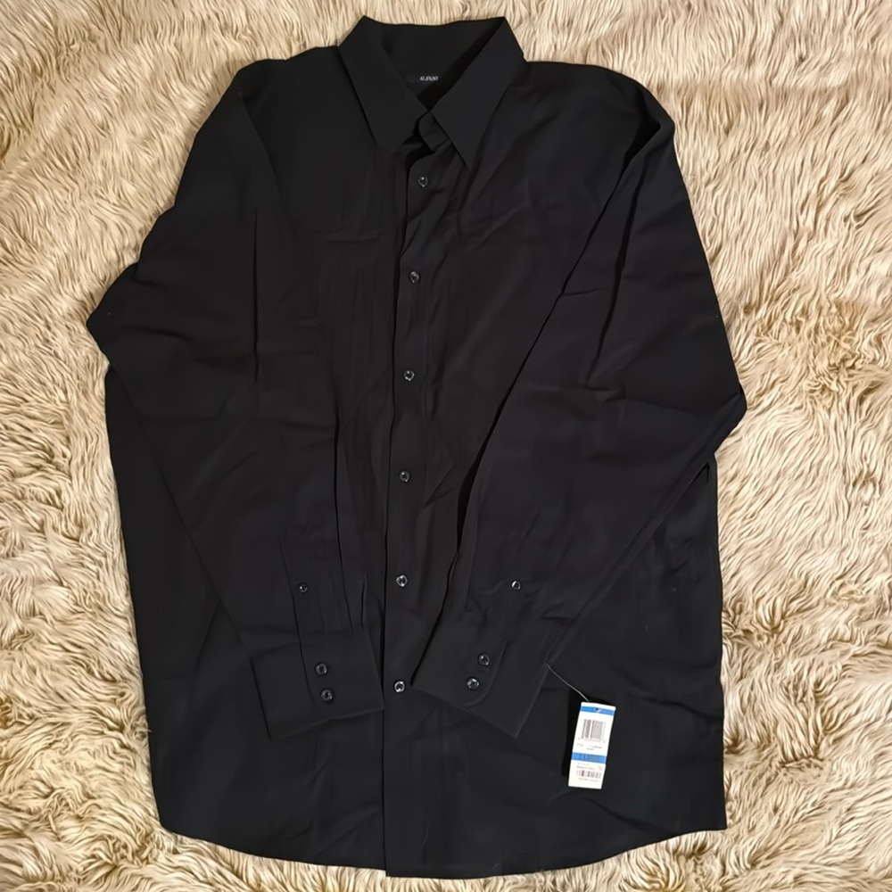 Men’s long sleeve button down